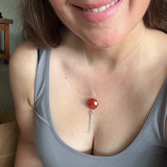 Carnelian tassel pendant in Sterling silver - Picture 3 of 3